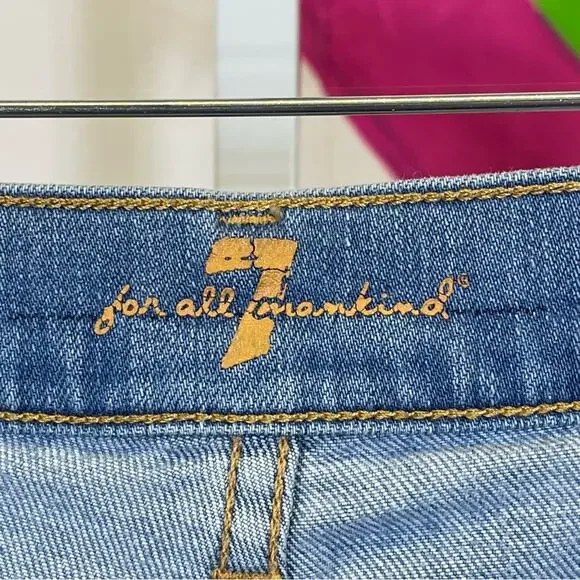 7 For All Mankind, Denim Shorts. Size 29. In good used condition! - Picture 4 of 6